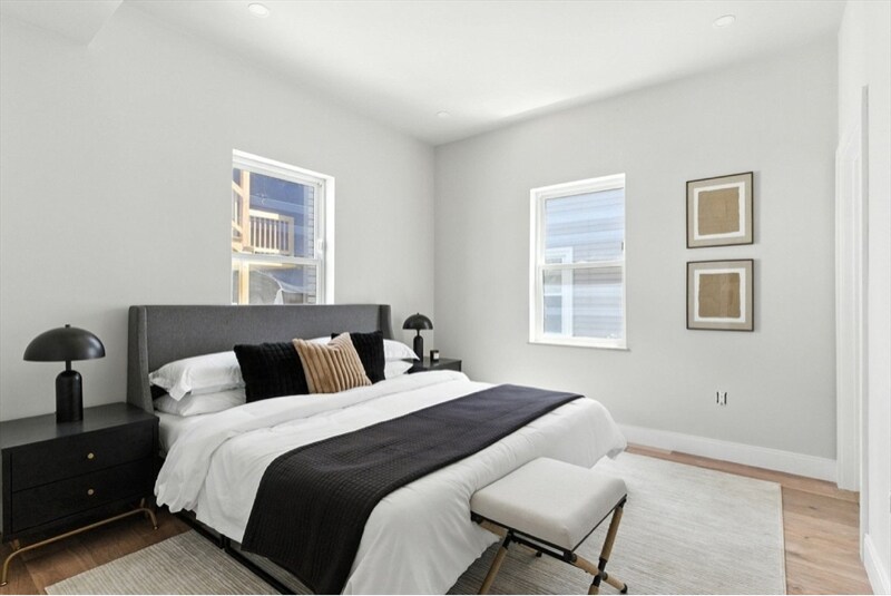 Building Photo - 34 Woodford St