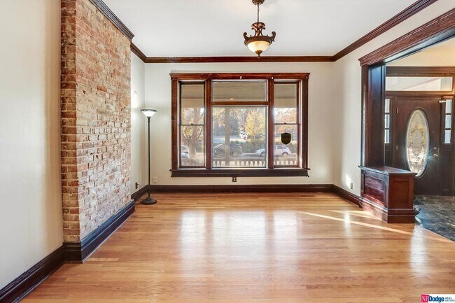 Building Photo - 2210 Wirt St