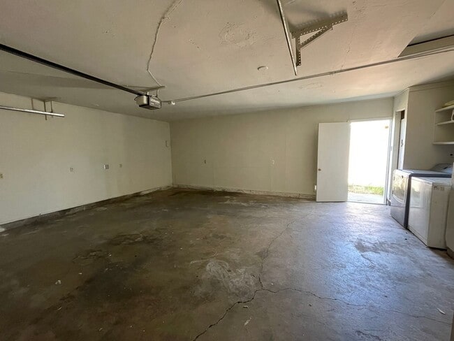 Building Photo - 4617 Livingston Way