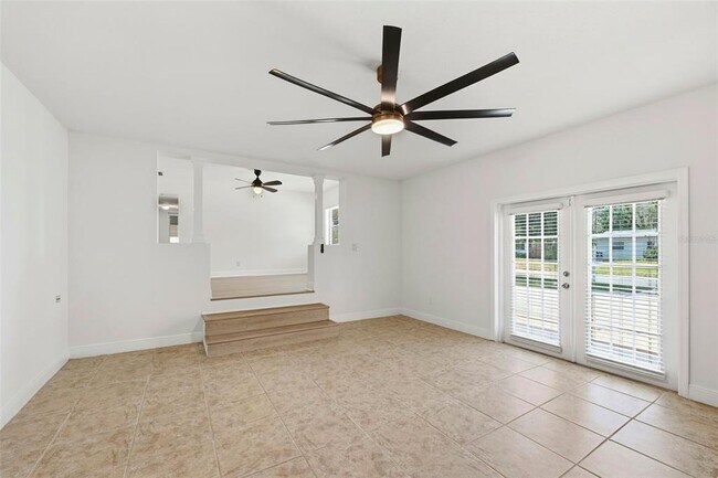 Building Photo - 3707 Pelican Ln