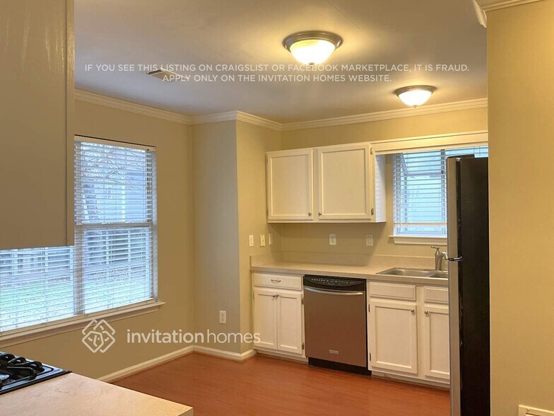 Building Photo - 2129 Summer Wind Dr SW