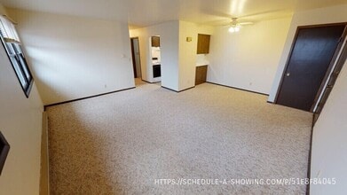 Building Photo - 405 E Park-43
