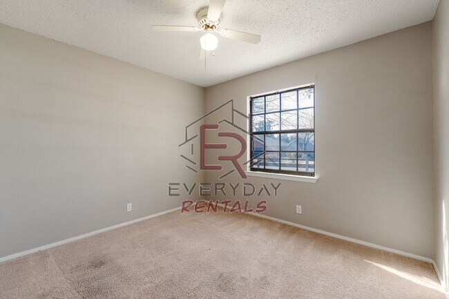 Building Photo - Charming 3 bedroom 2 bath in Temple