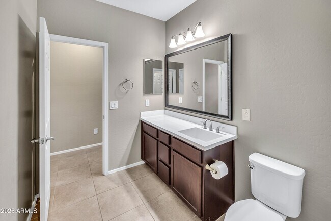 Building Photo - 22771 E Via Del Palo