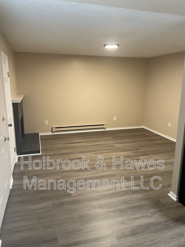 Building Photo - 1209 W Plum St