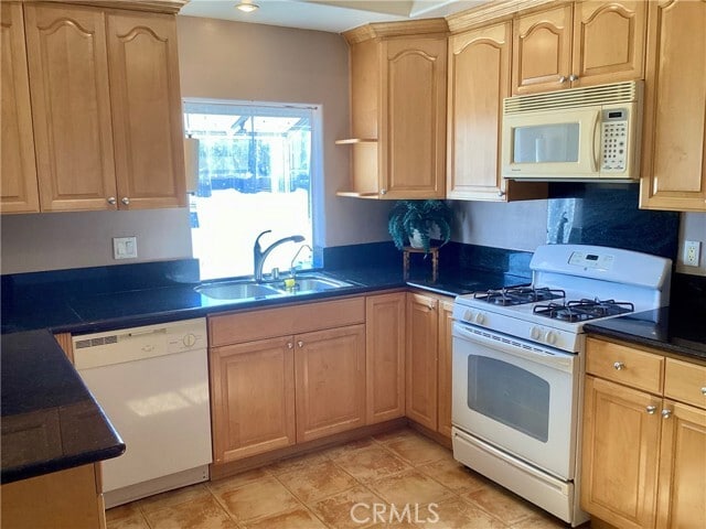 Building Photo - 5145 Yarmouth Ave