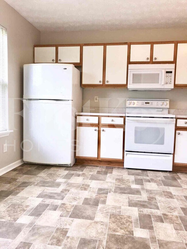 Building Photo - 12 Amelia Park Dr