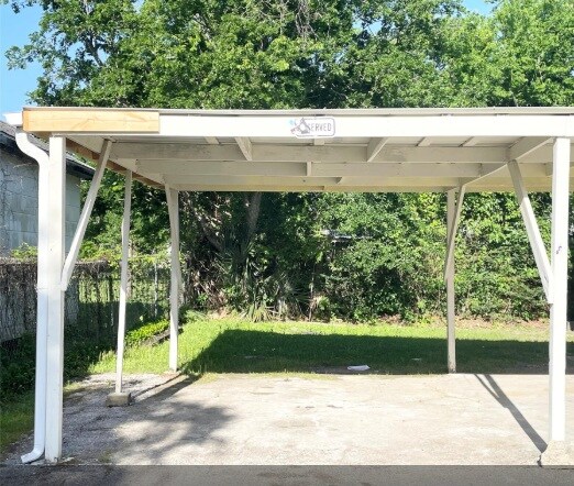 Building Photo - 7515 Bayway Dr