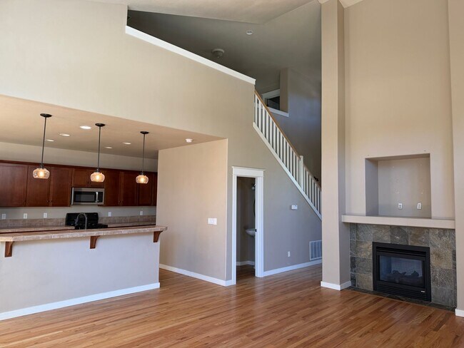 Building Photo - 61112 Snowbrush Dr