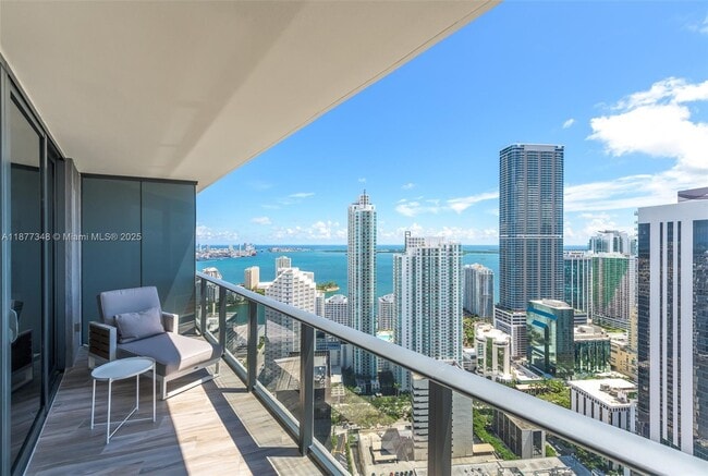 Building Photo - 801 S Miami Ave