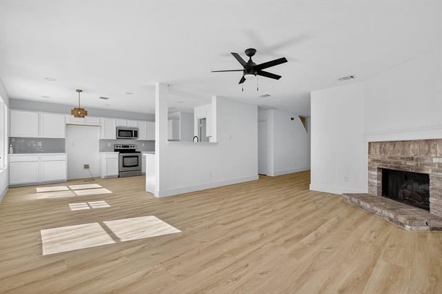 Building Photo - 4241 Meadowknoll Dr