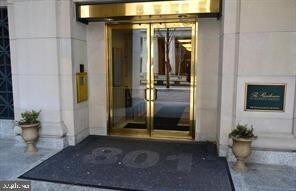 Building Photo - 701 Pennsylvania Avenue NW