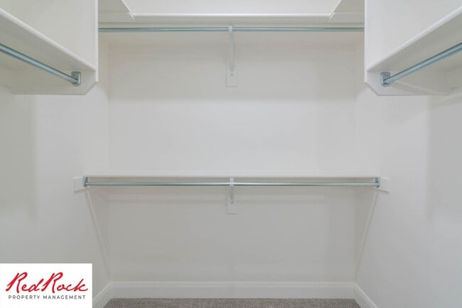 Building Photo - Spacious 3 Bedroom Unit in Desert Color With Pool & Lagoon Access