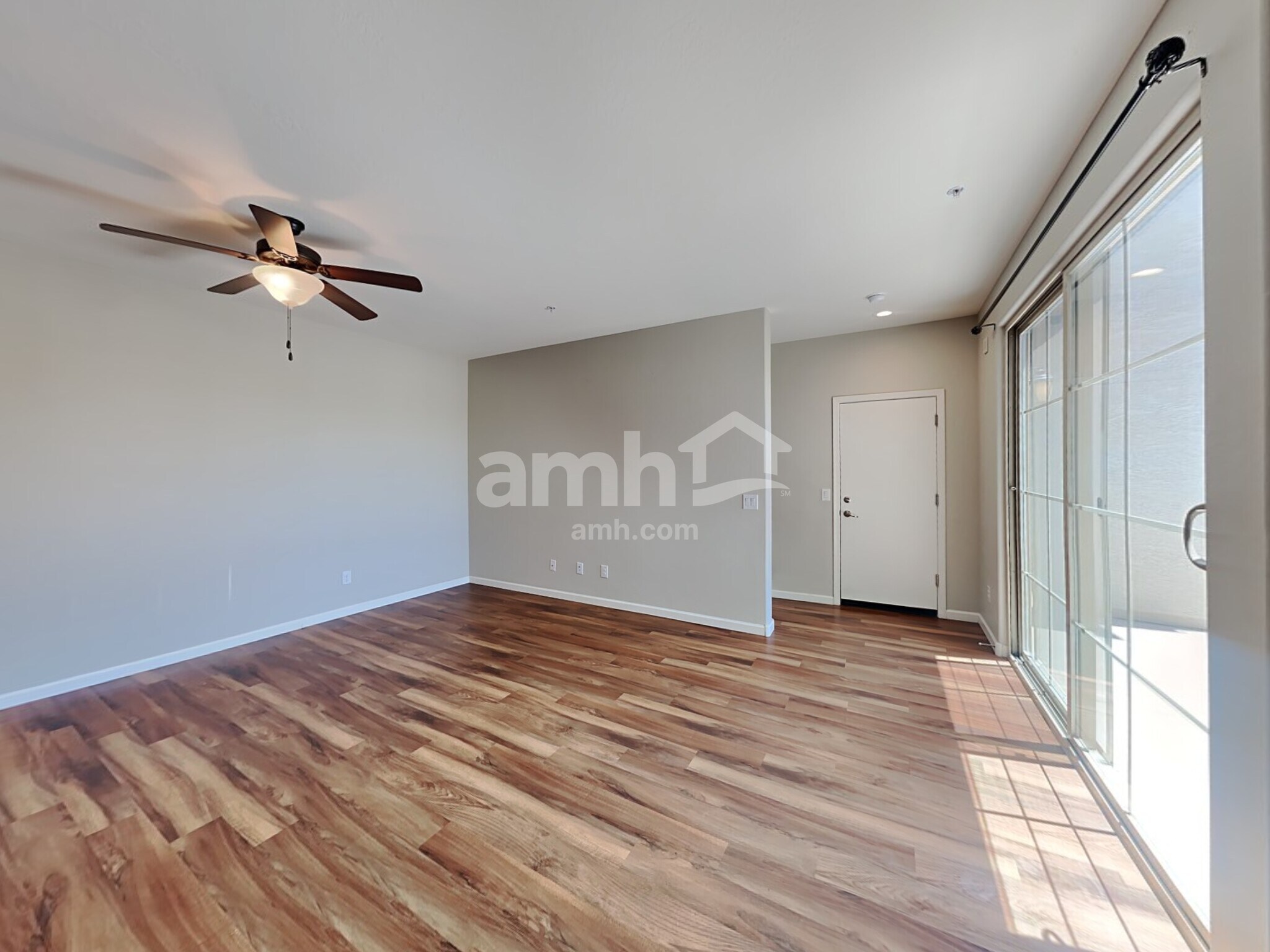 Building Photo - 20793 W Maiden Ln