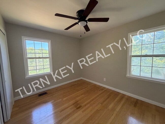 Building Photo - 1812 Etowah Cir