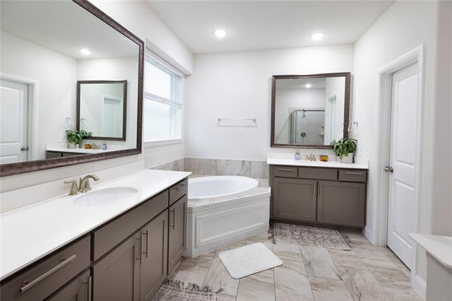 Building Photo - 9329 Middleground Pl