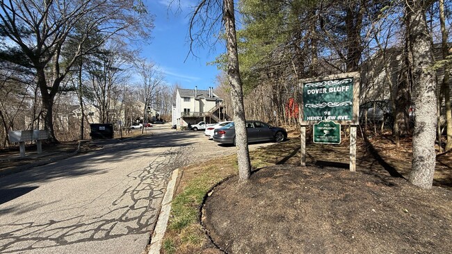 Building Photo - Modern 2-Bedroom Townhouse Condo – Water &...
