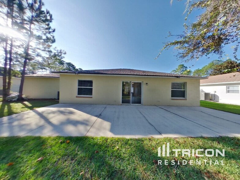 Building Photo - 16 Rymsen Ln