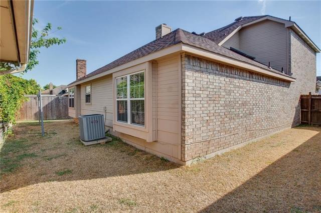 Building Photo - 1505 Shalain Dr