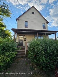 Building Photo - 216 Elizabeth St