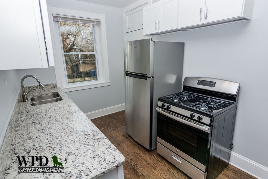 Building Photo - 7431 S Eggleston Ave