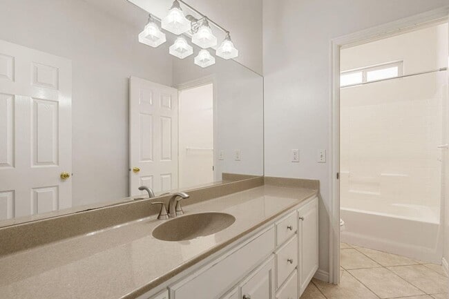 Building Photo - Beautiful 4 Bedroom Single-Level Home