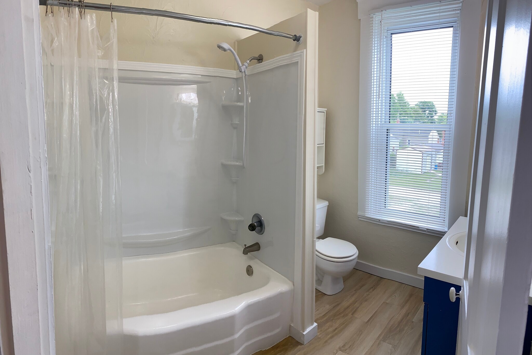 Building Photo - 510 N Ewing St