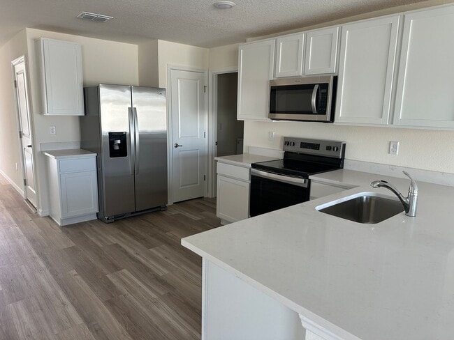 Building Photo - New Construction - 3 Bedroom 2 Bath Home in Wildwood
