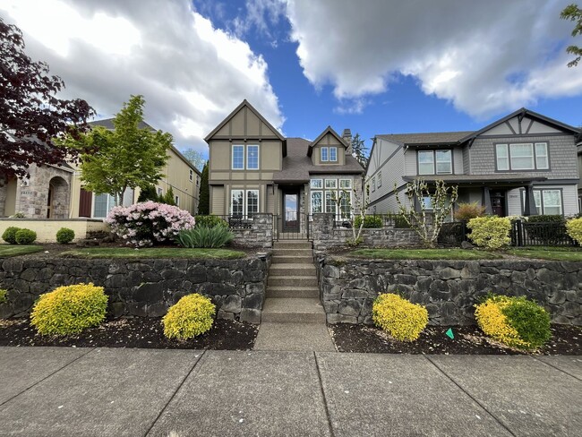 Building Photo - Charming 3 Bedroom Villebois Home with Loft, A/C, Designer Finishes and Community Pool!