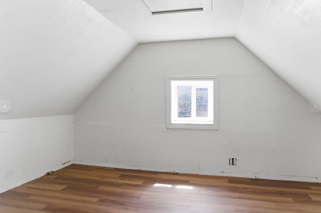 Building Photo - 87 N 800 W St
