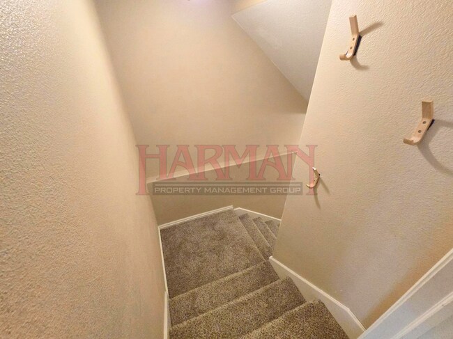 Building Photo - 269 Sunshine Dr