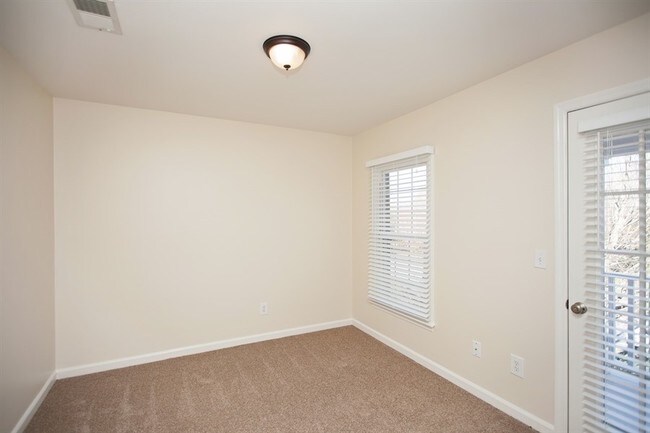 Building Photo - 5250 Rustic Way