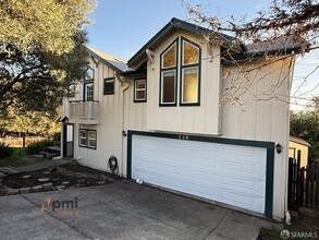 Building Photo - 539 Palms Dr