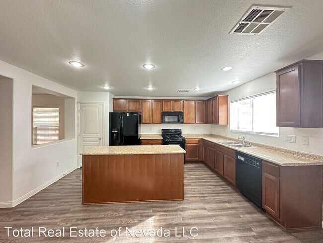 Building Photo - 3 br, 2.5 bath House - 4859 Golden Shimmer...