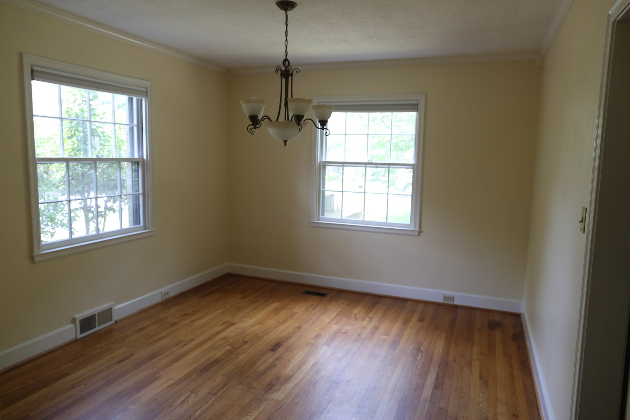 Building Photo - 1005 Arnette Avenue