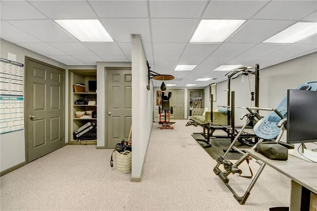 Building Photo - 2710 Abbottswell Dr