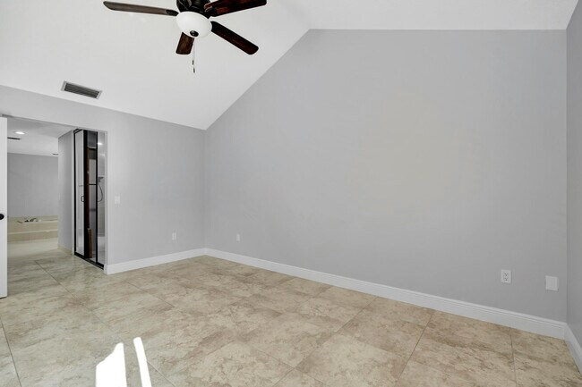 Building Photo - 143 Cape Pointe Cir