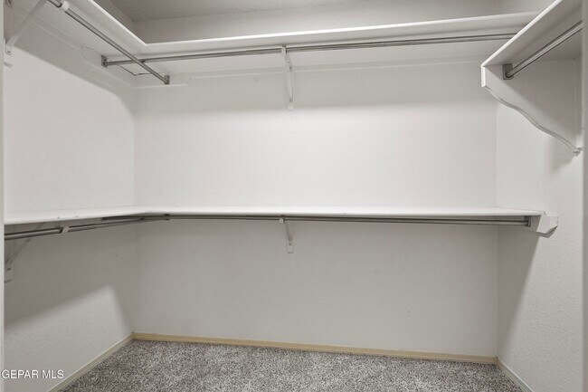 Building Photo - 11941 Arrow Knoll Cir