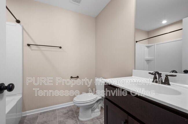 Building Photo - 7319 Lakelet Cv