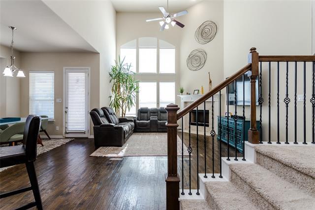 Building Photo - 8801 Stenson St