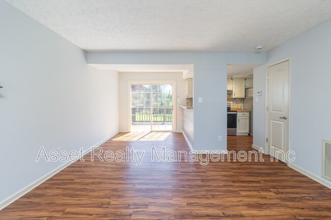 Building Photo - 4400 Northgate Dr