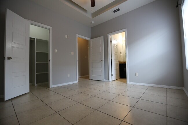 Building Photo - 4618 N Ebony St