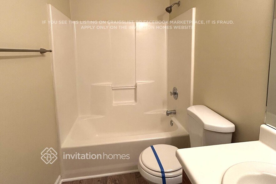 Building Photo - 15 Tracey Ln