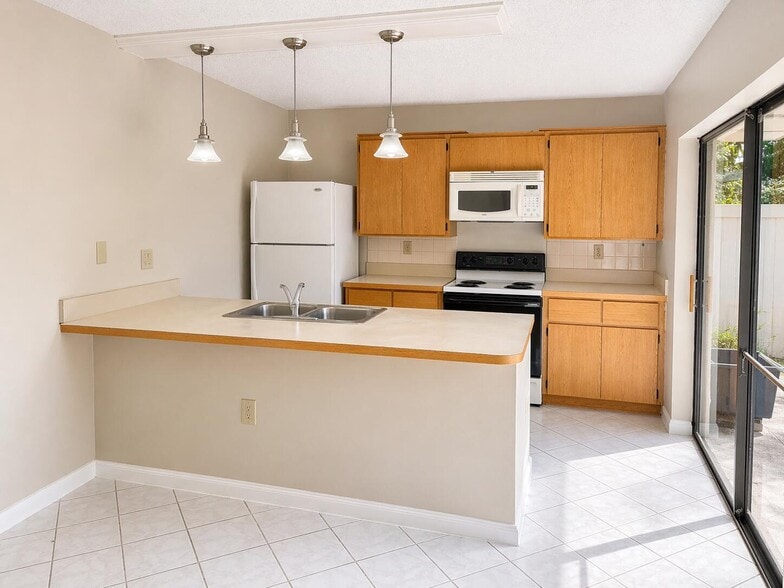 Building Photo - 7312 73rd Way