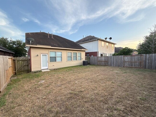 Building Photo - 1702 Bonnyton Ln