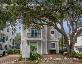 Building Photo - 339 Ahern St