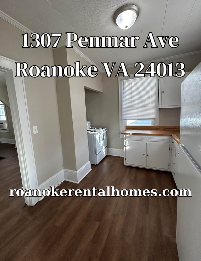 Building Photo - 1307 Penmar Ave SE