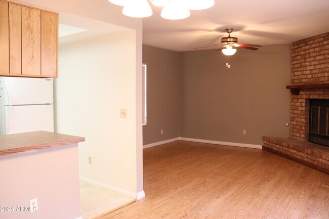 Building Photo - 4511 Buena Loma Way