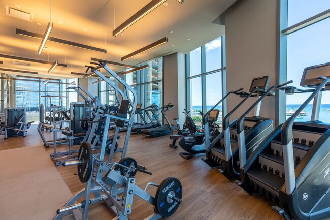 Building Photo - New Koula STUDIO