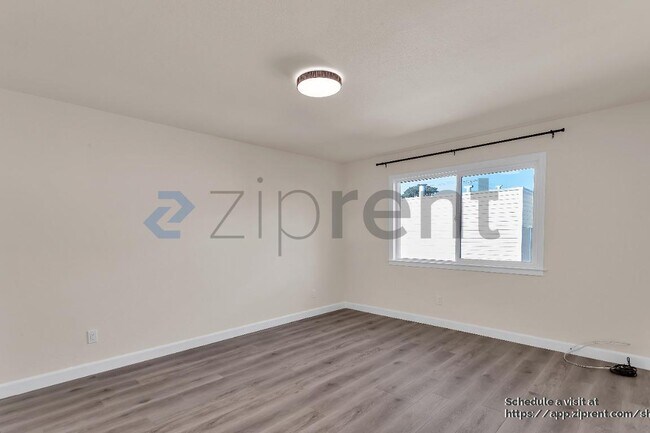 Building Photo - 830 Sargent St